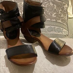 Miz Mooz Black and Tan Women's Sandals